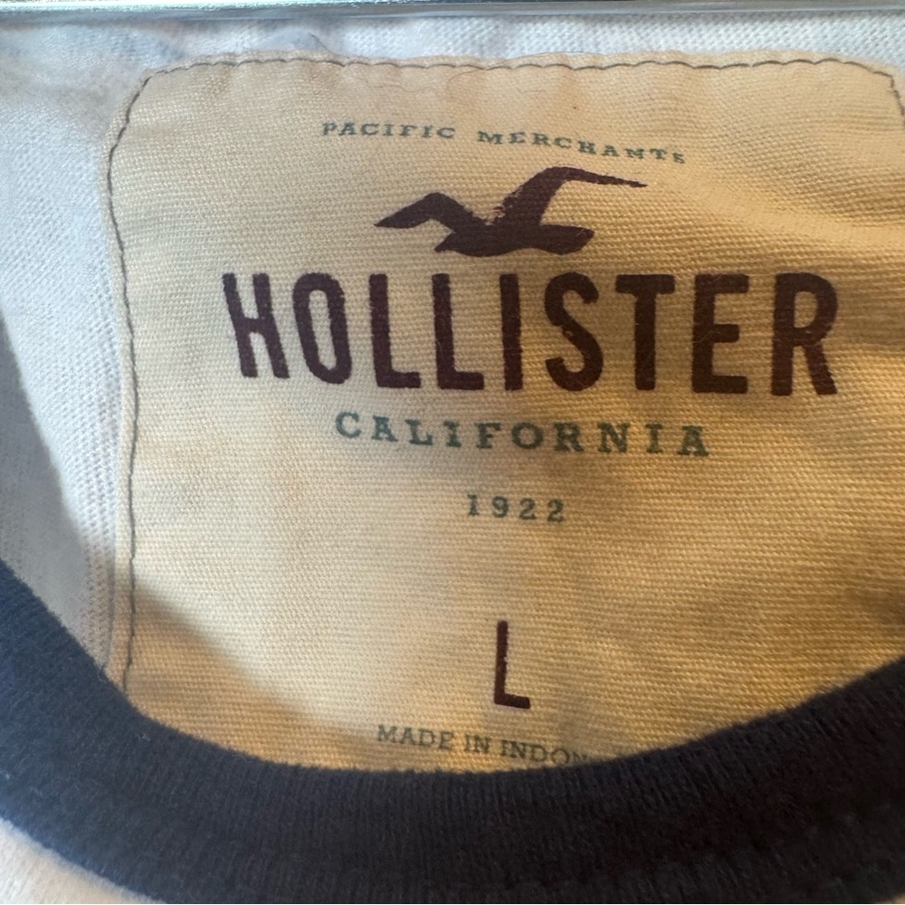 Hollister California Men's White and Navy Tank Top‎ - Picture 2 of 7
